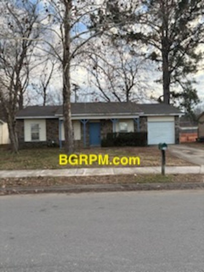 3 BD, 1 1/2 BA, Home in Sherwood