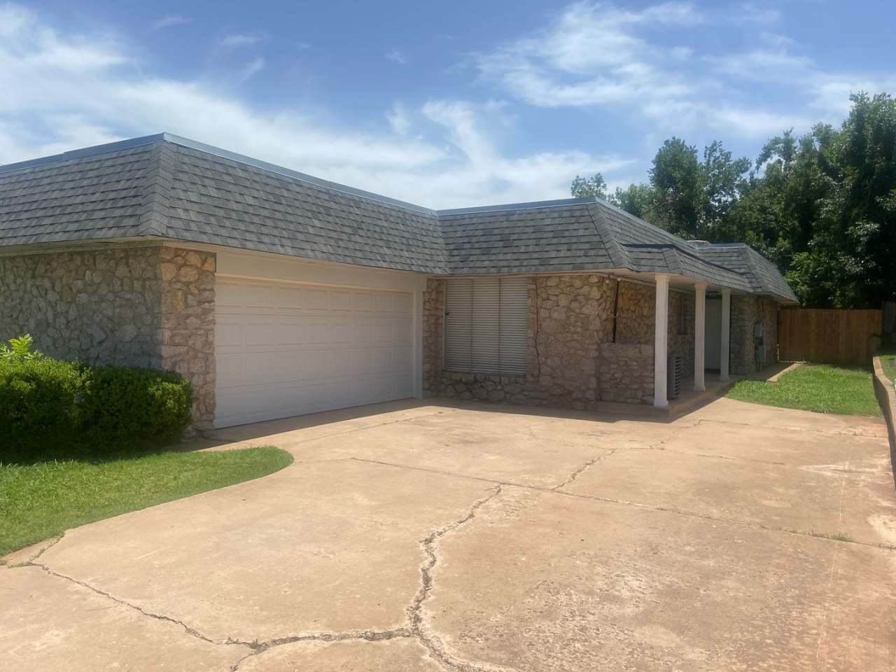 Updated 3 Bed 2 Bath Duplex in NW OKC