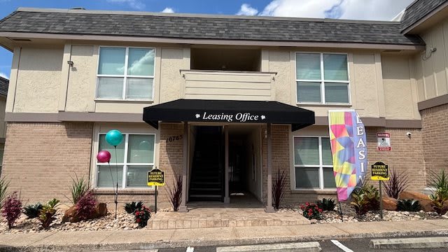 Autumn Creek Apartmenta