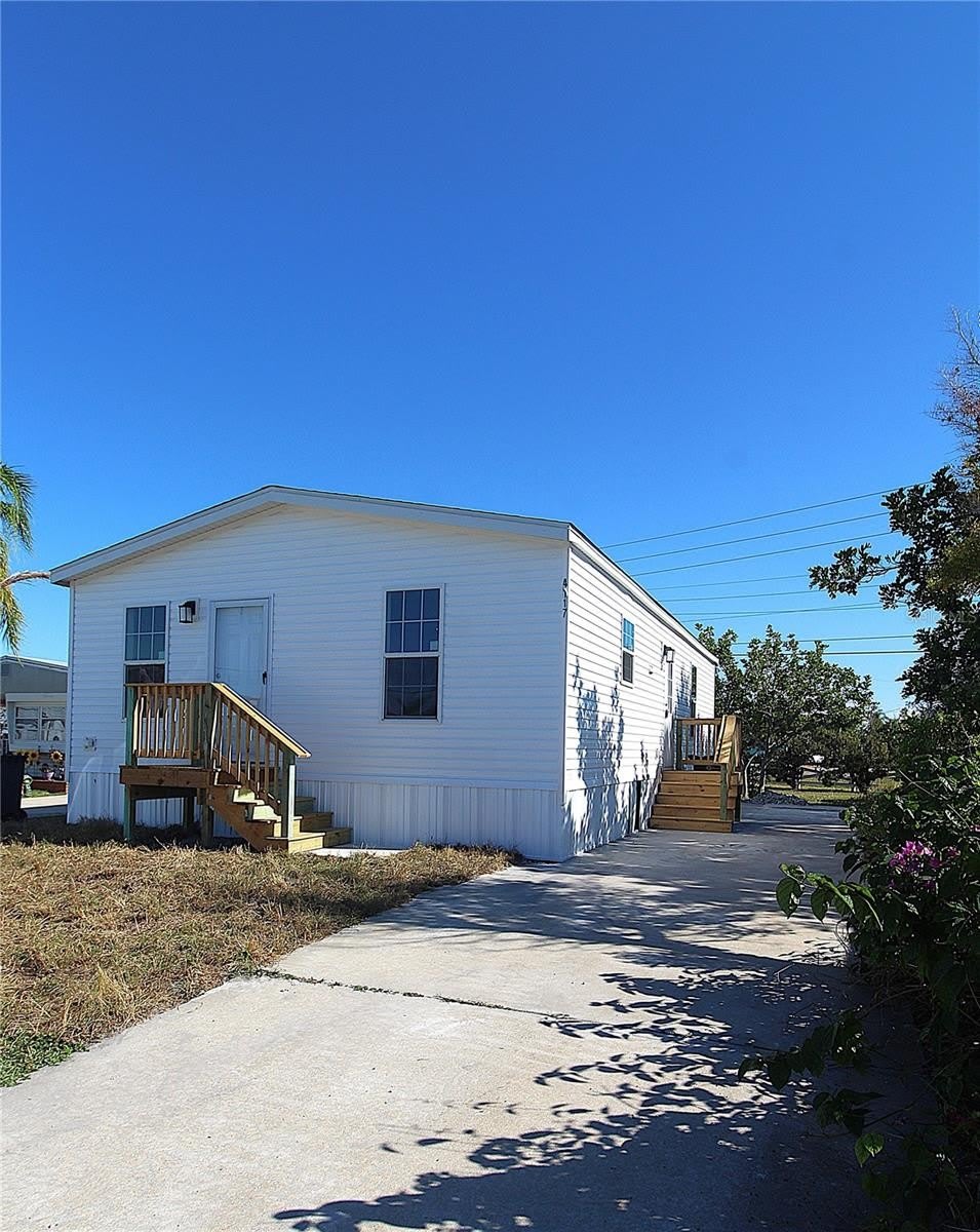 4117 10TH STREET COURT E