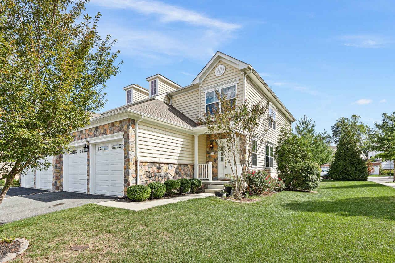 Welcome to 169 Meridian Blvd!