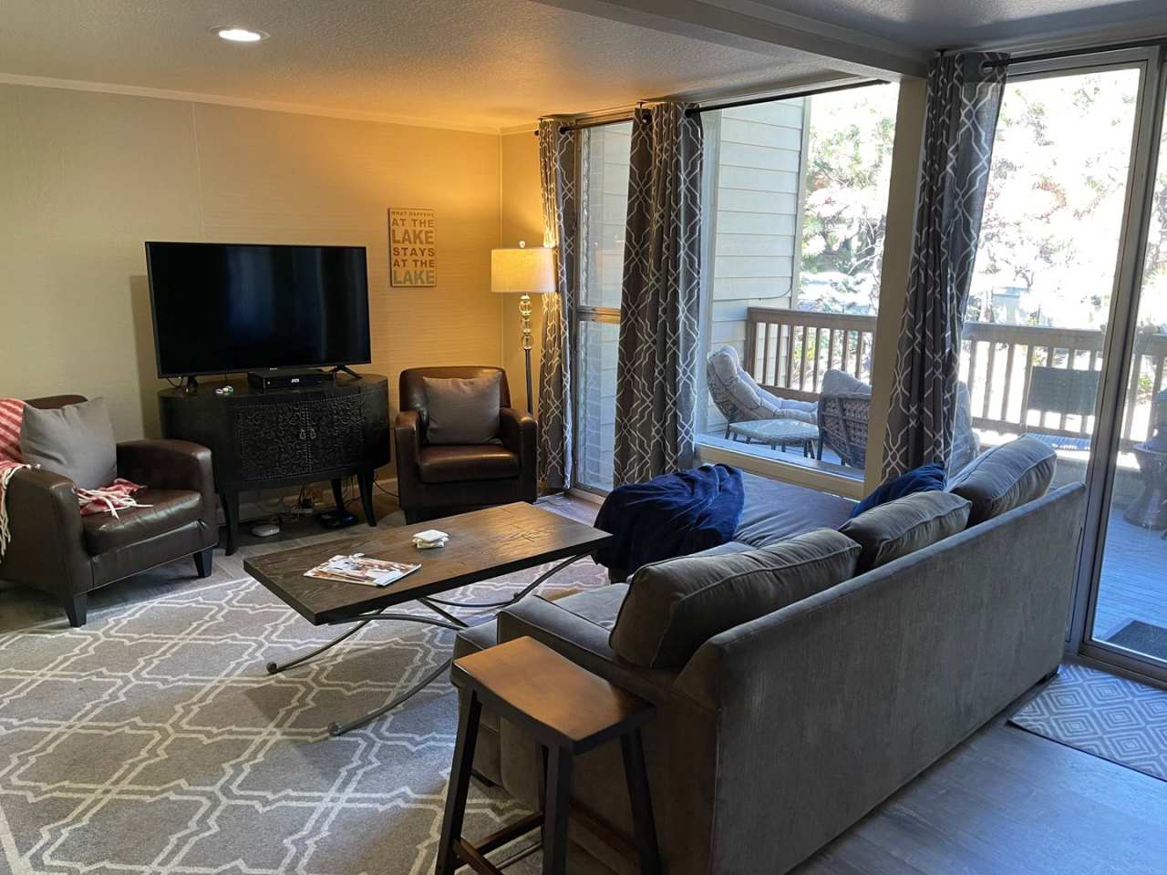 3 Bedroom Condo - Garage! Walk to Burnt Cedar Beach! Dog Friendly!