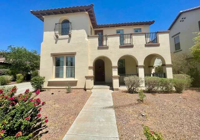 3727 North Springfield Street