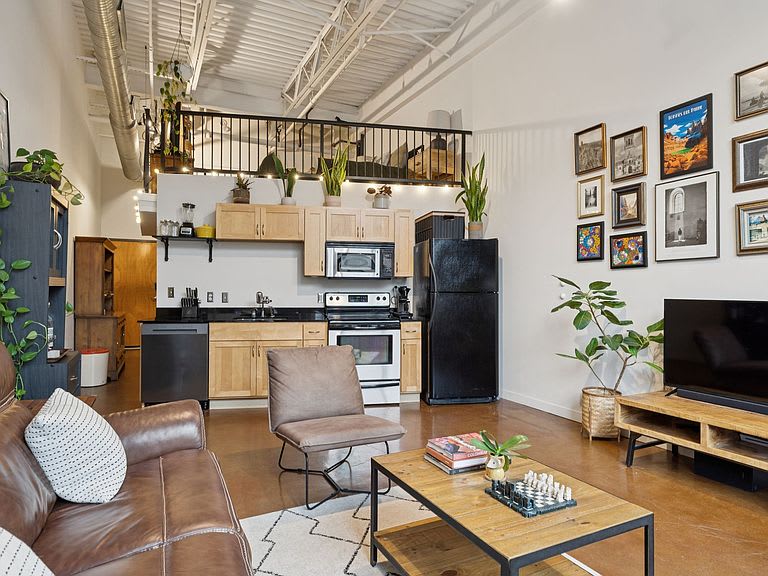 1400 Rosa L Parks Boulevard