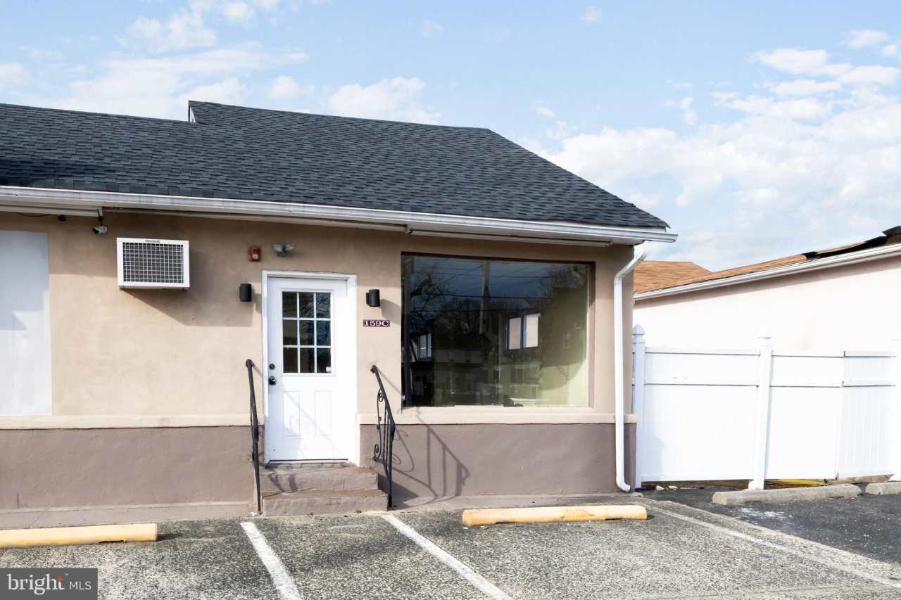 159 S BLACK HORSE Pike unit: C