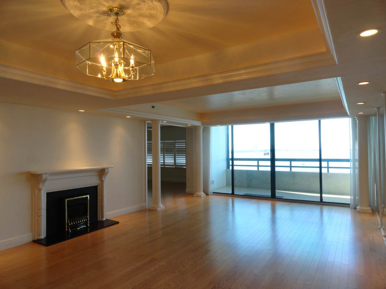 988 Boulevard Of The Arts