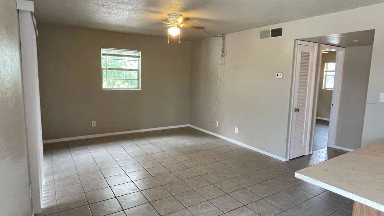 1723 DIXON BLVD UNIT 5