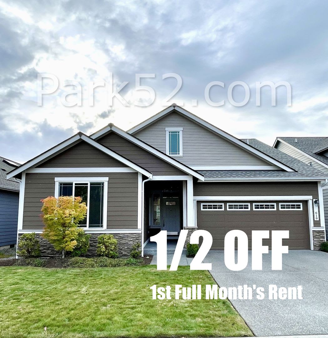 Half Off First Full Month! 4 Bedroom Single Family Home in Lacey
