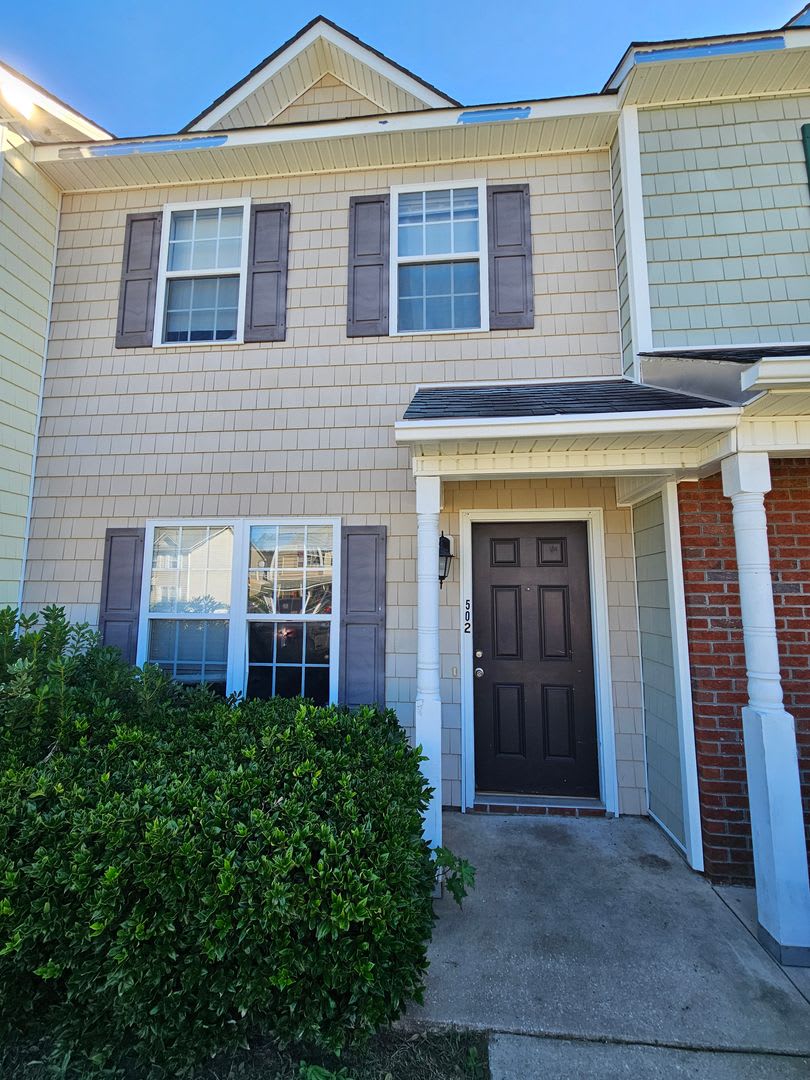 2 Bed Townhome In Desirable Carolina Forest!