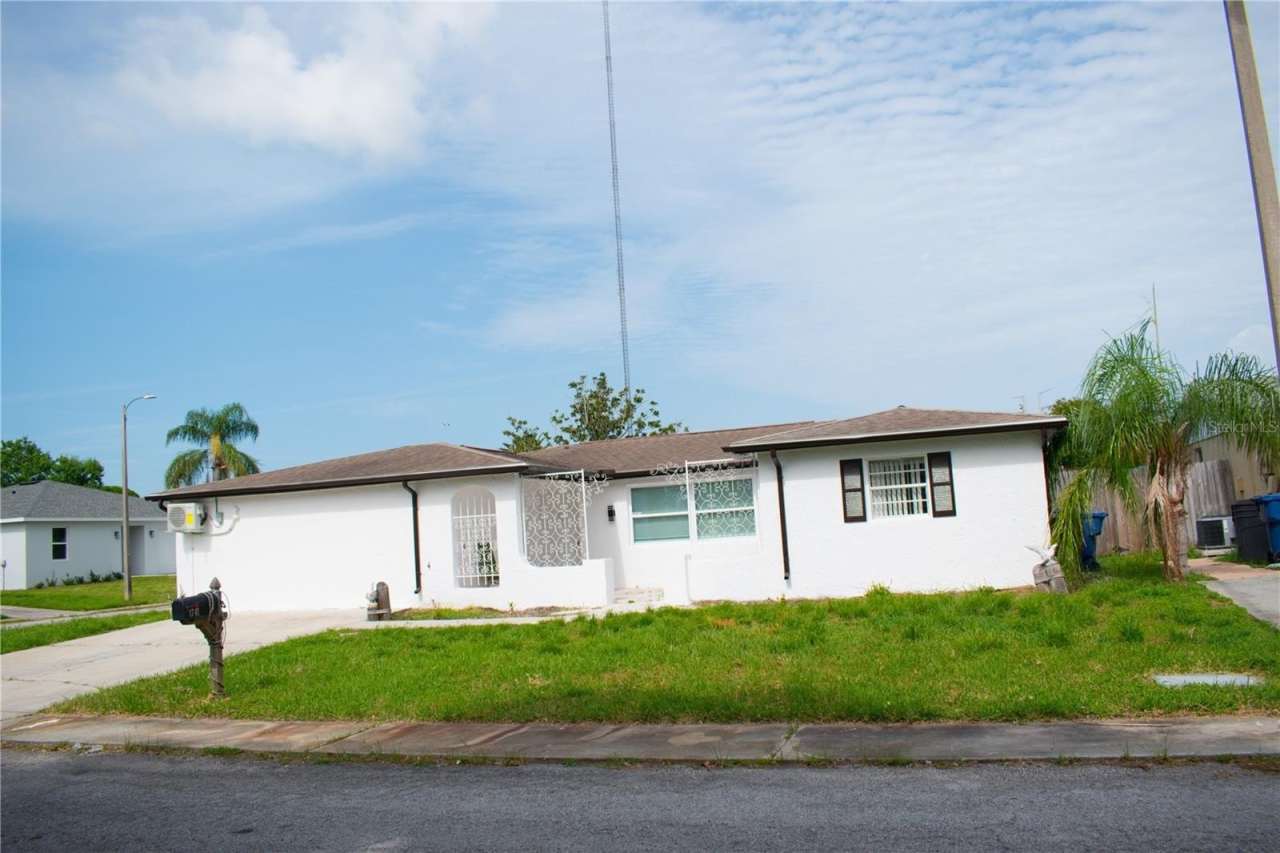 1741 FAIRFIELD STREET