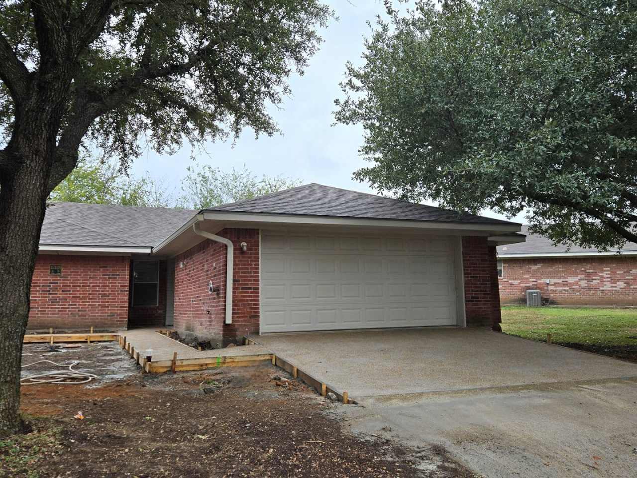 China Spring ISD Duplex