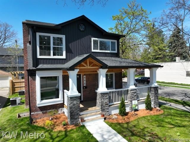 695 LIVERNOIS Street