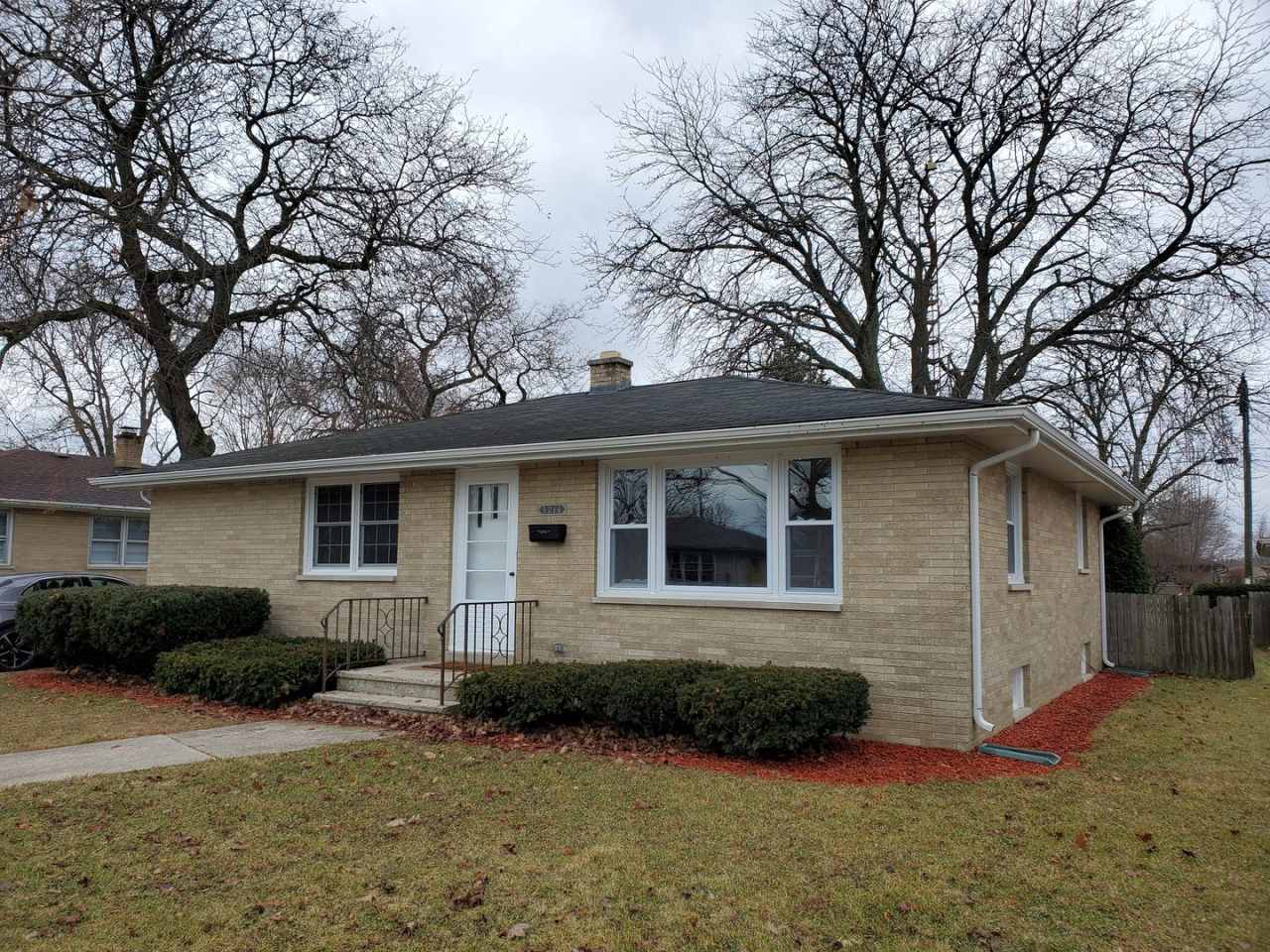 3 bedroom Northside ranch