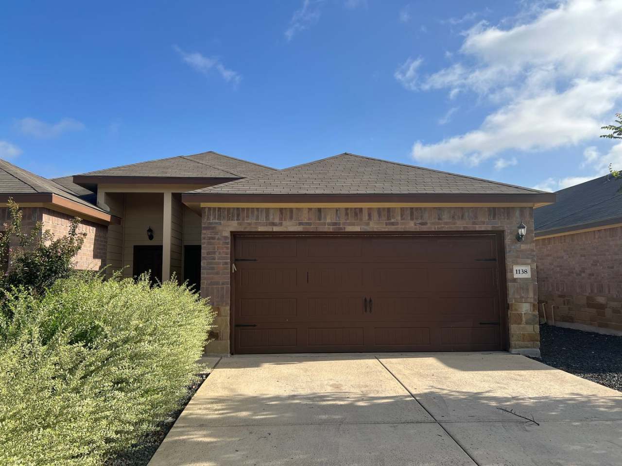 Luxury 3/2 Duplex in Seguin, Texas