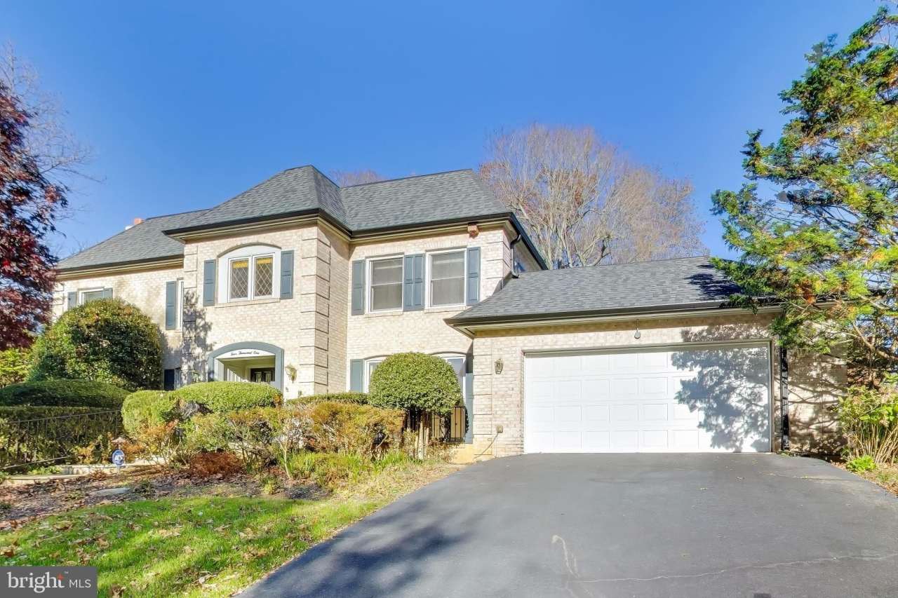 4001 N RIDGEVIEW Road