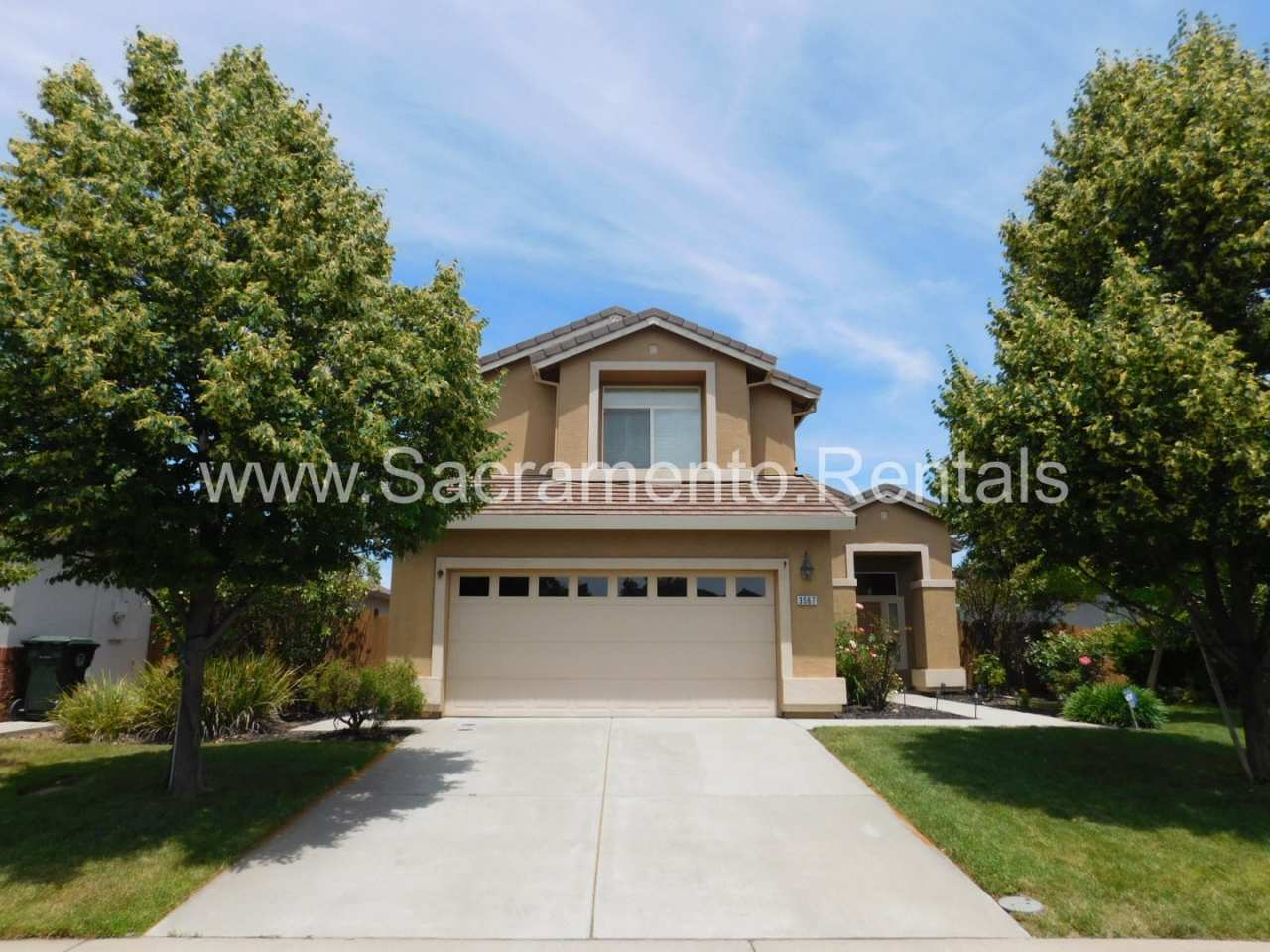 Very Nice Updated 4bd/3ba Rancho Cordova Home with 2 Car Garage