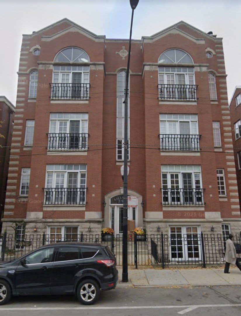 2533 N Halsted Street