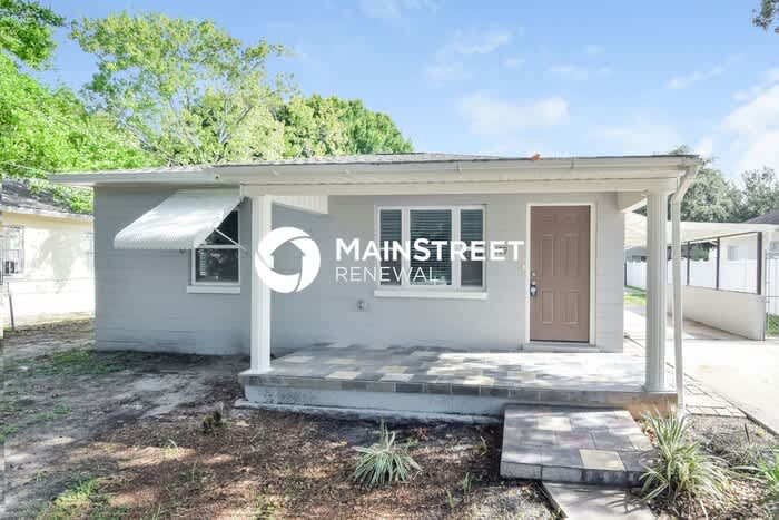 3409 West Paxton Avenue