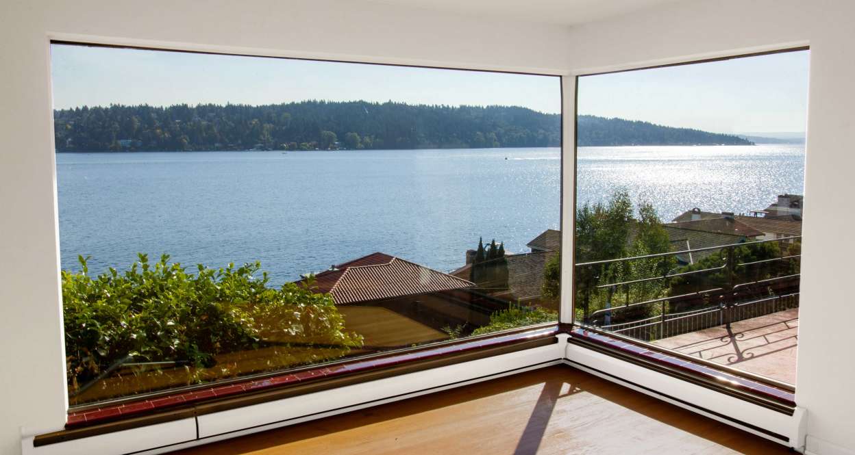 3938 Northeast 157th Place