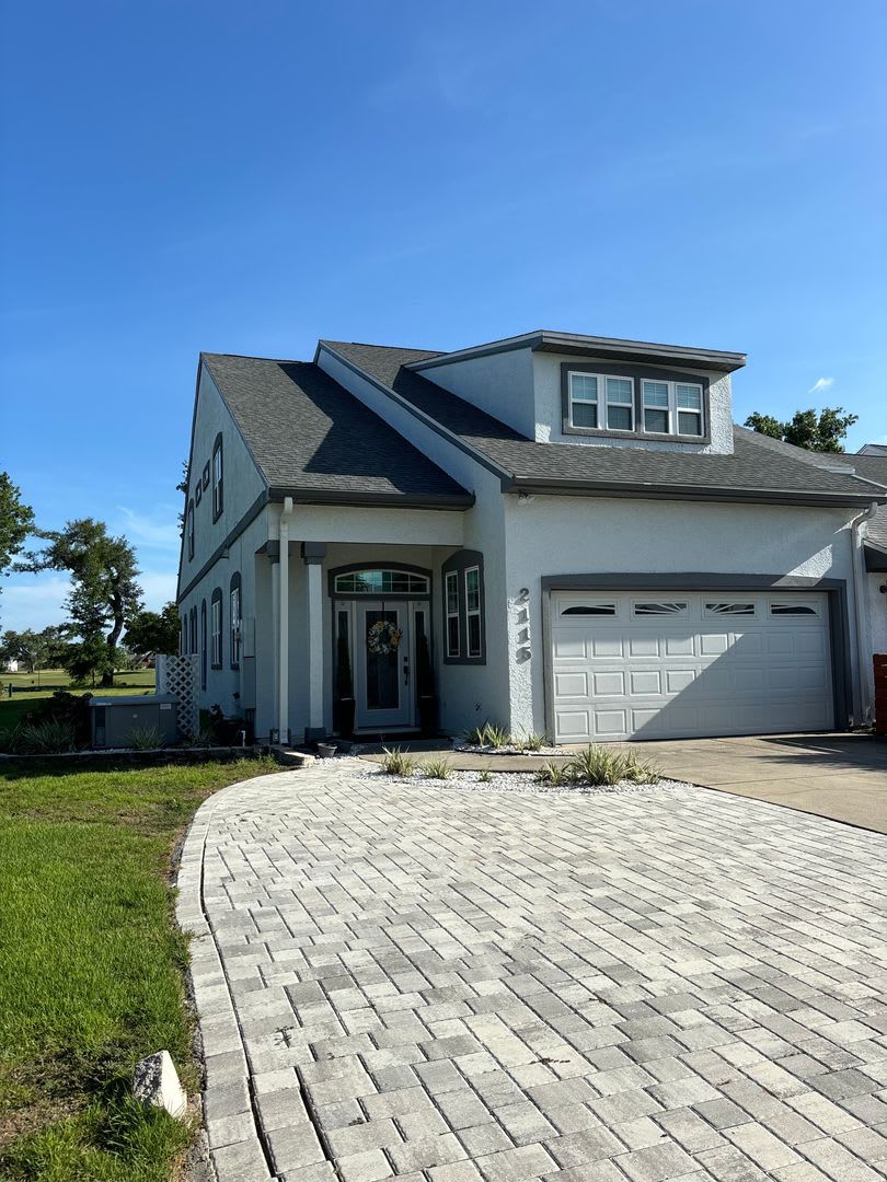 2115 Country Club Drive