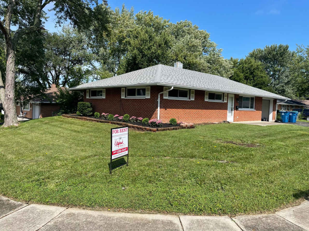 Beautifully renovated 3 bed/2 bath home