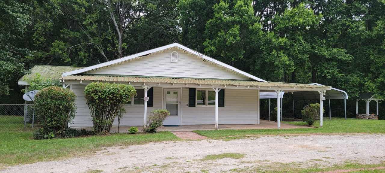 Country House on 1 Acre