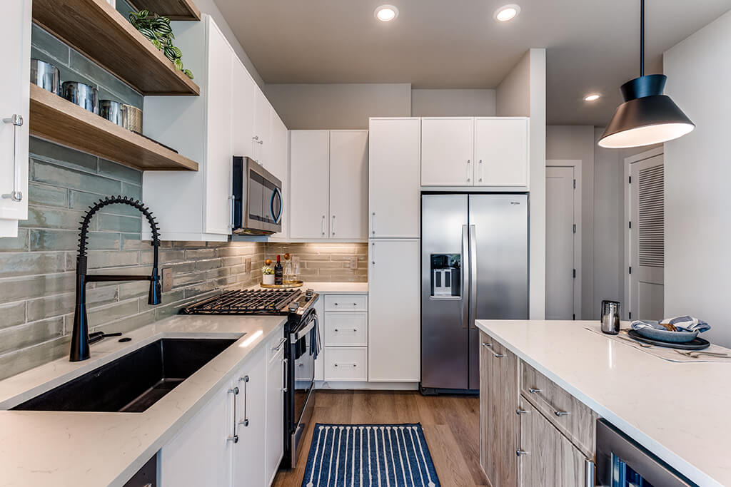 1010 Waugh Apartments