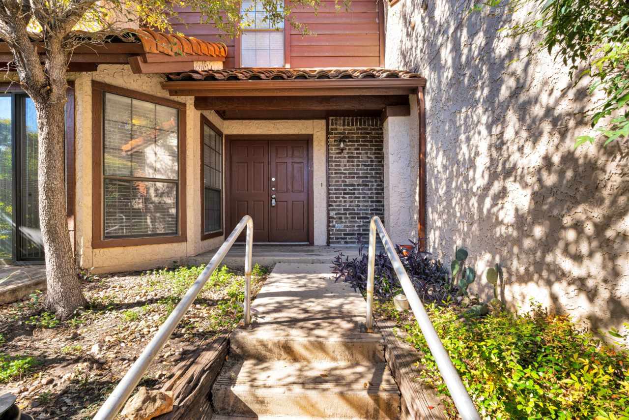 Townhome for Rent near 281  Brookhollow