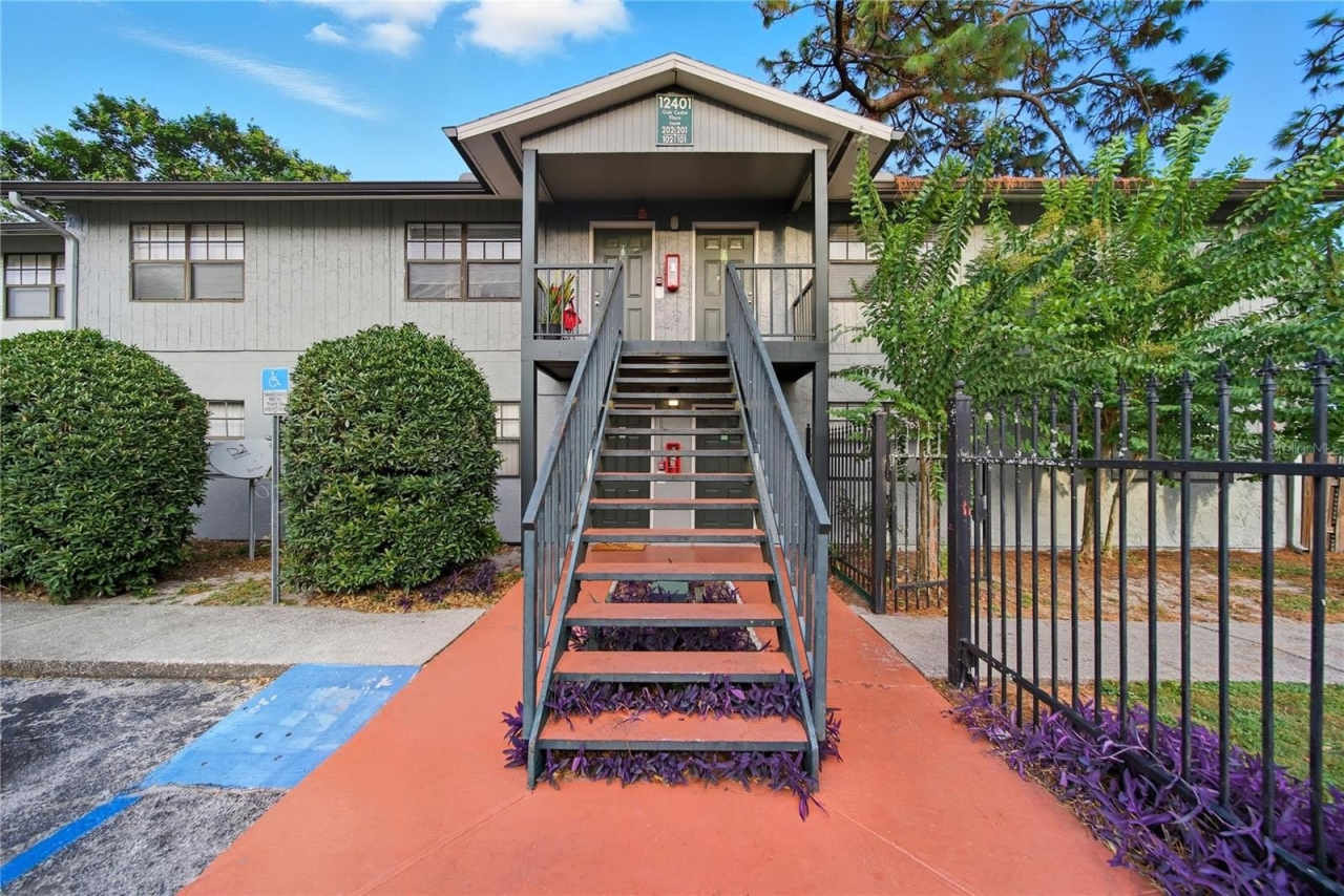 12401 OAK CEDAR PLACE