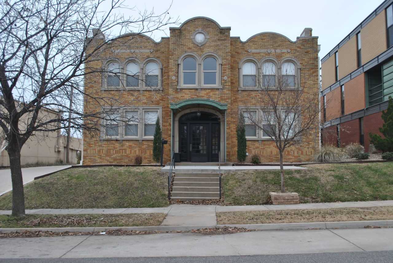 1210 NW 18th - A