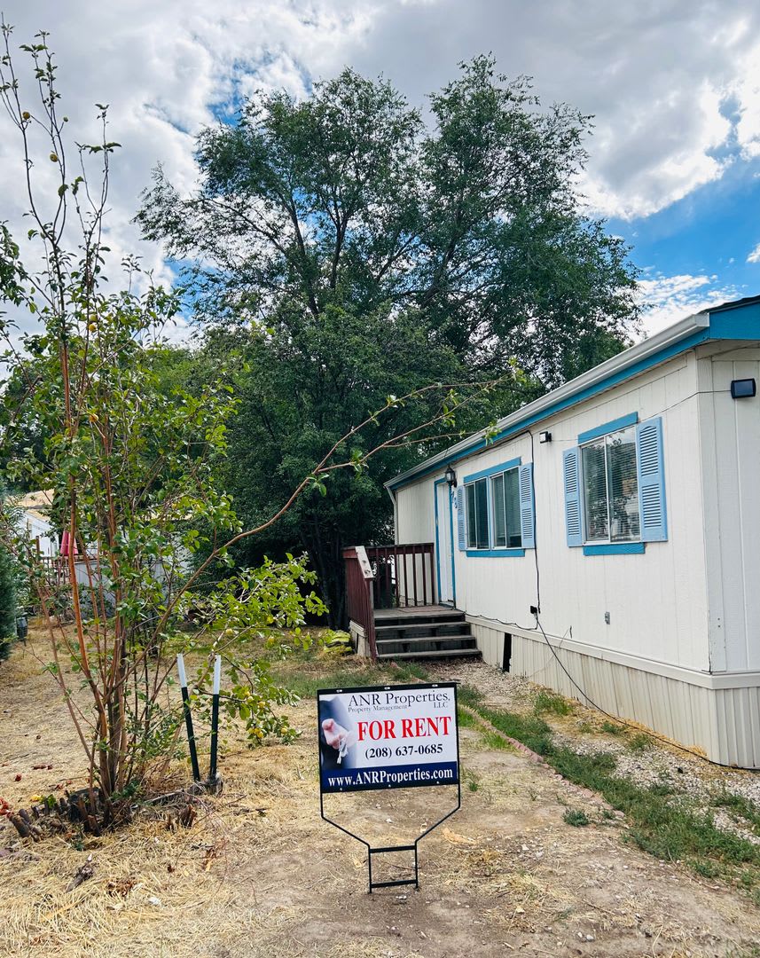 Single Family Mobile Home
