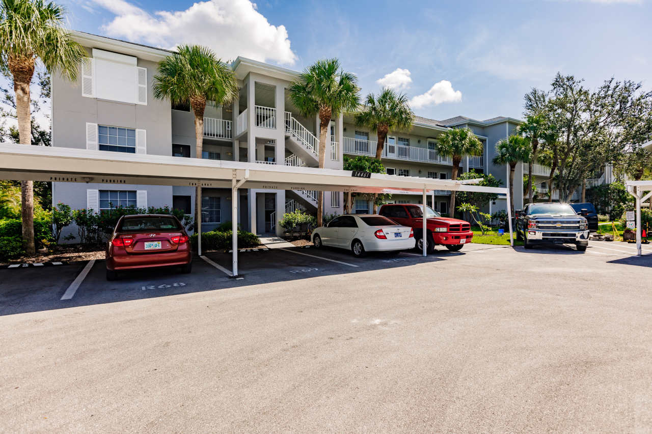 14461 Lakewood Trace Ct Apt 303