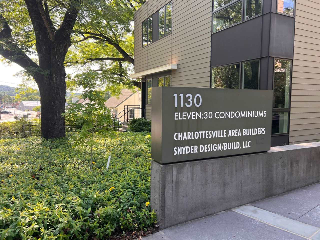 1130 E. High Street, unit #E - Sleek  Stylish Condo with HUGE Rooftop Deck!