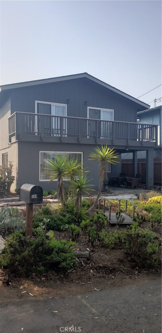 599 Henrietta Avenue