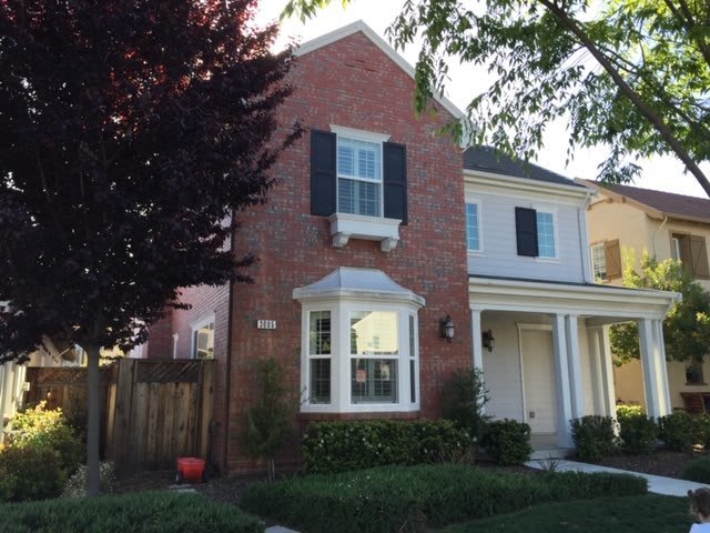 San Ramon Gale Ranch Home 5 bed/3.5 bath Upgrades Galore! In-Law unit!