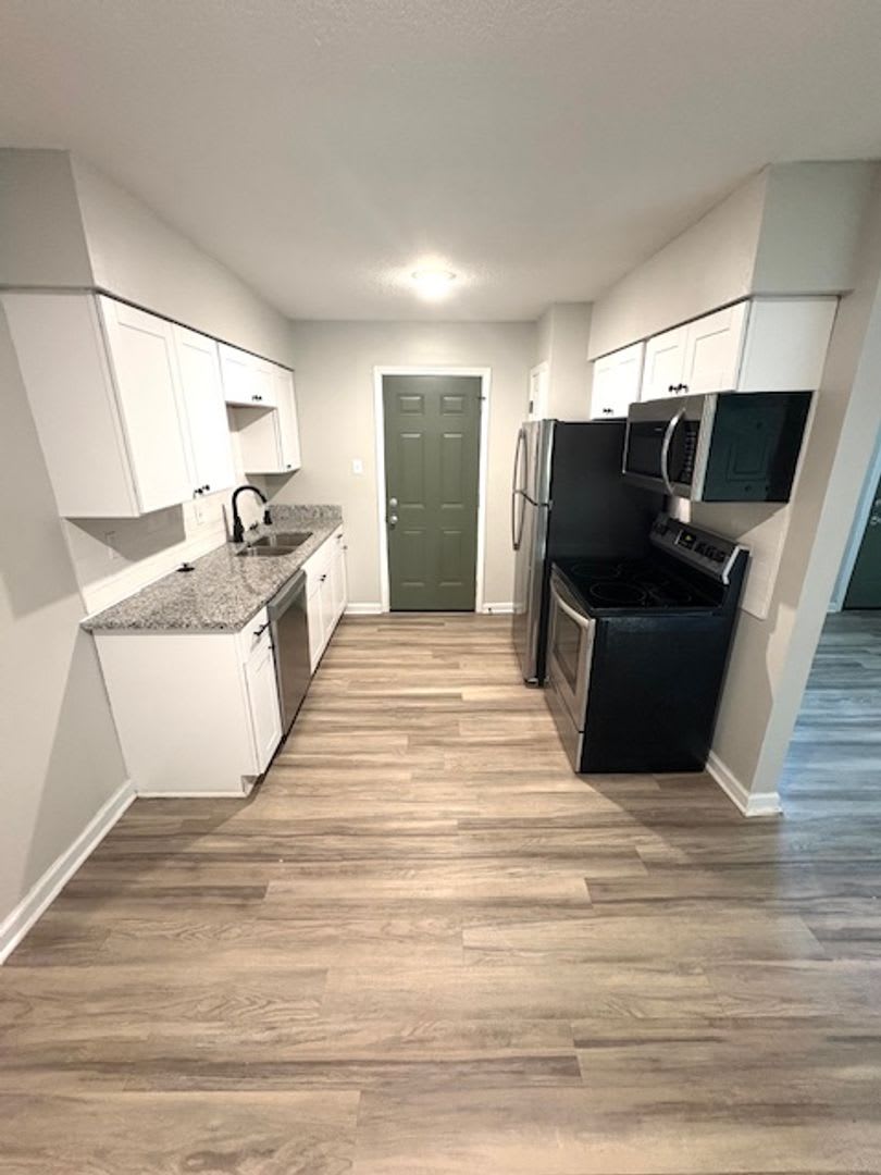 The Den Apartments, Bldg 3571