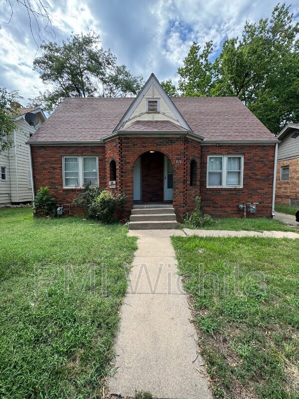 715 South Green Street