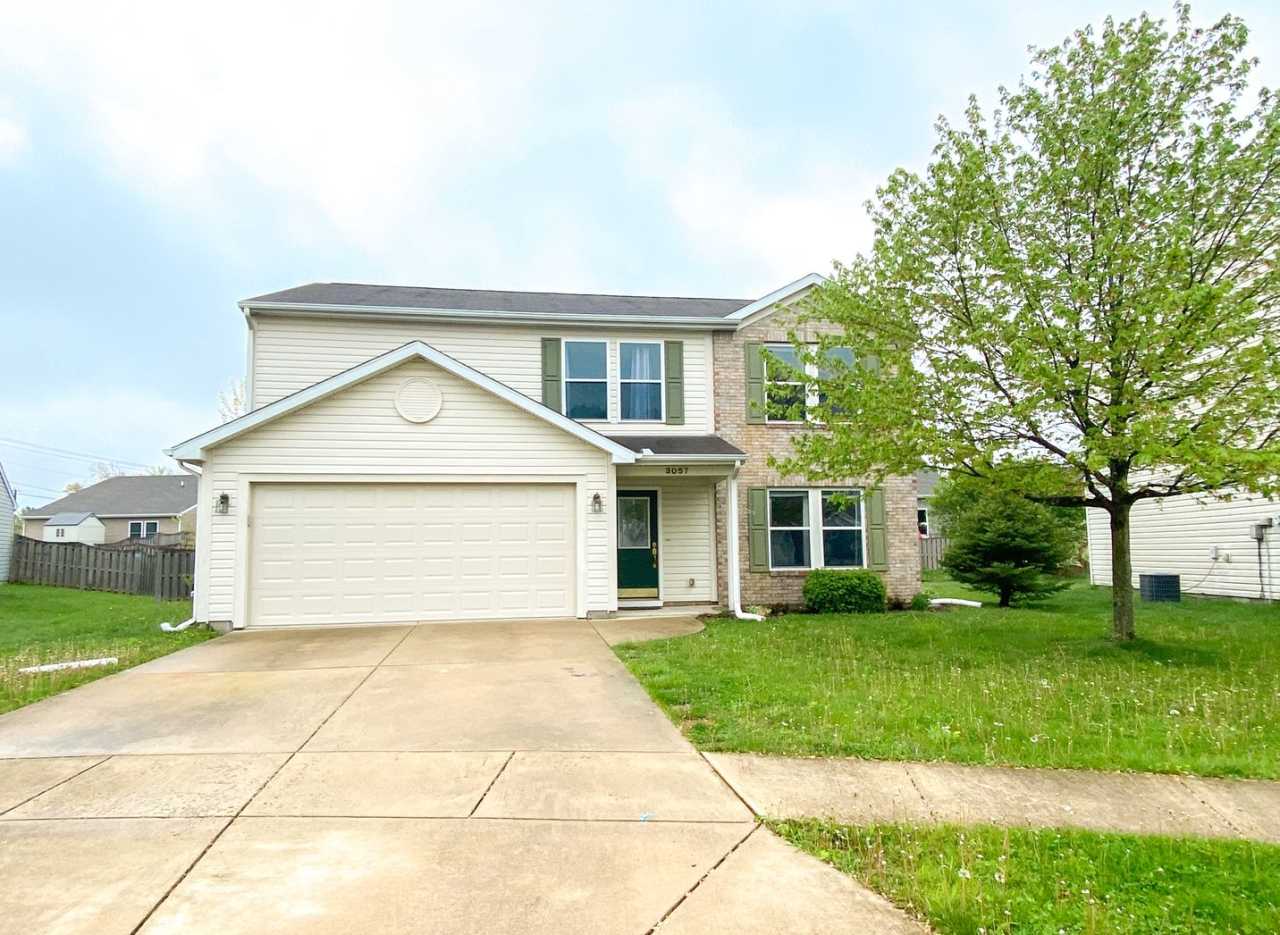 Open Concept, Modern Flooring w/4 Bedrooms in Lindberg Village