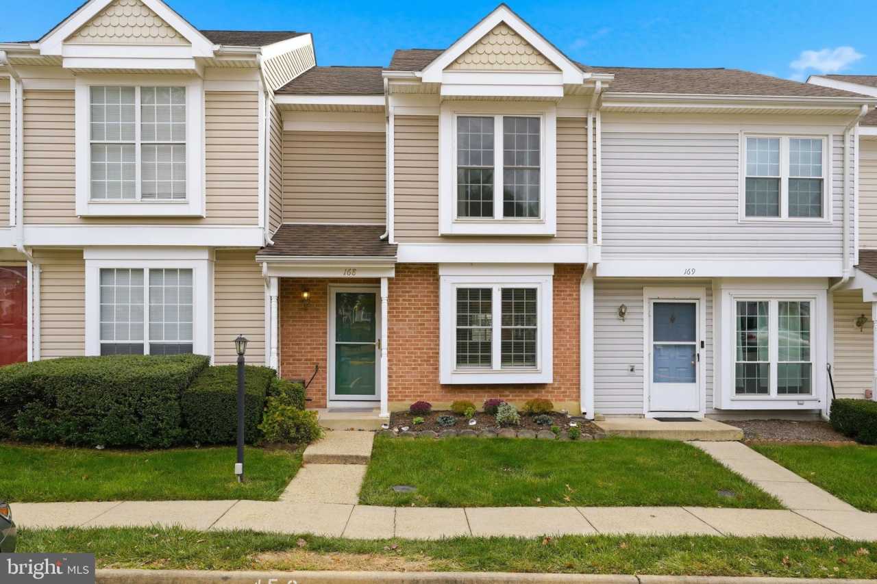 168 EDINBURGH Square