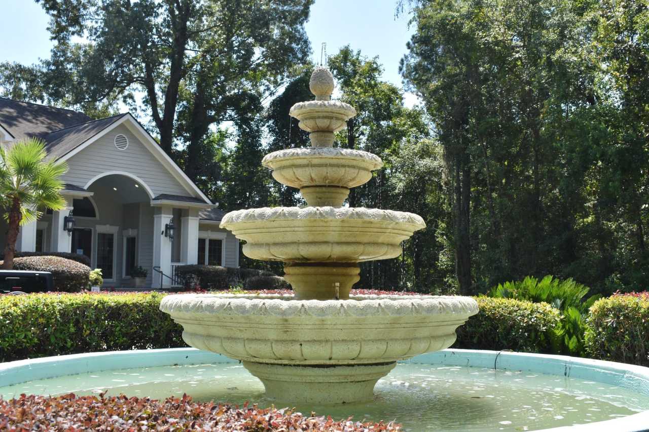 700 Daniel Ellis Drive