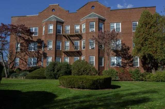 365 Stewart Ave Unit E31