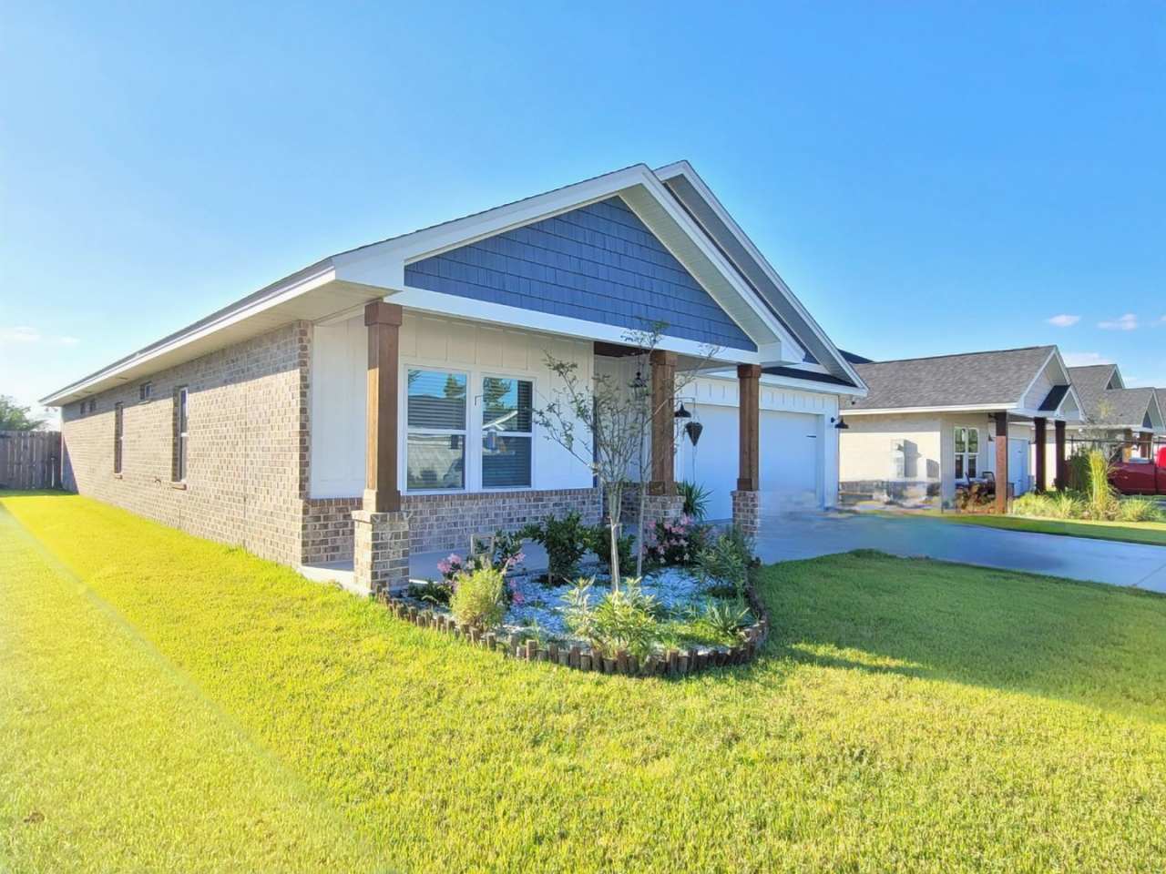 4 Bedroom 2 Bath Home w/2 car garage