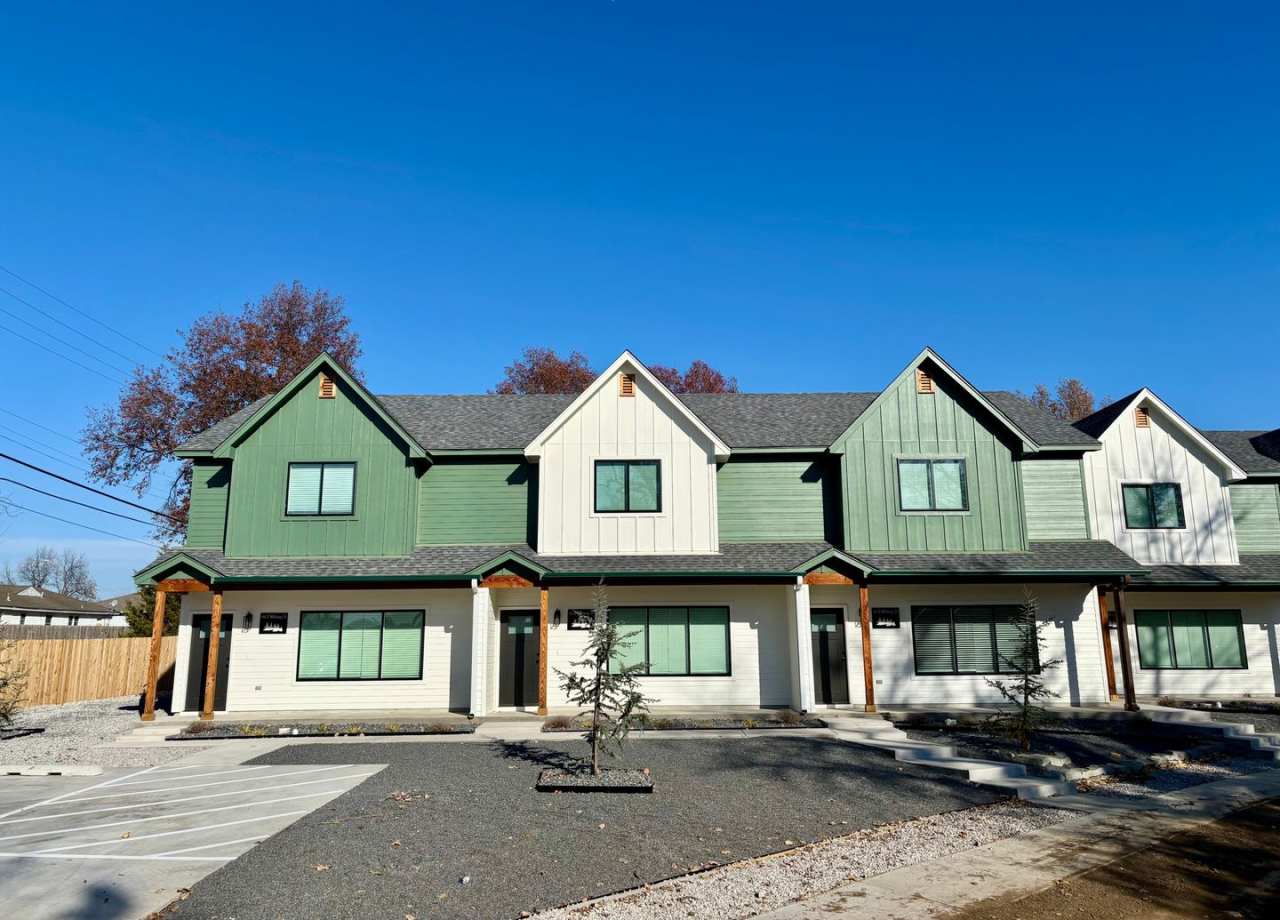 The Evergreens @ Midway