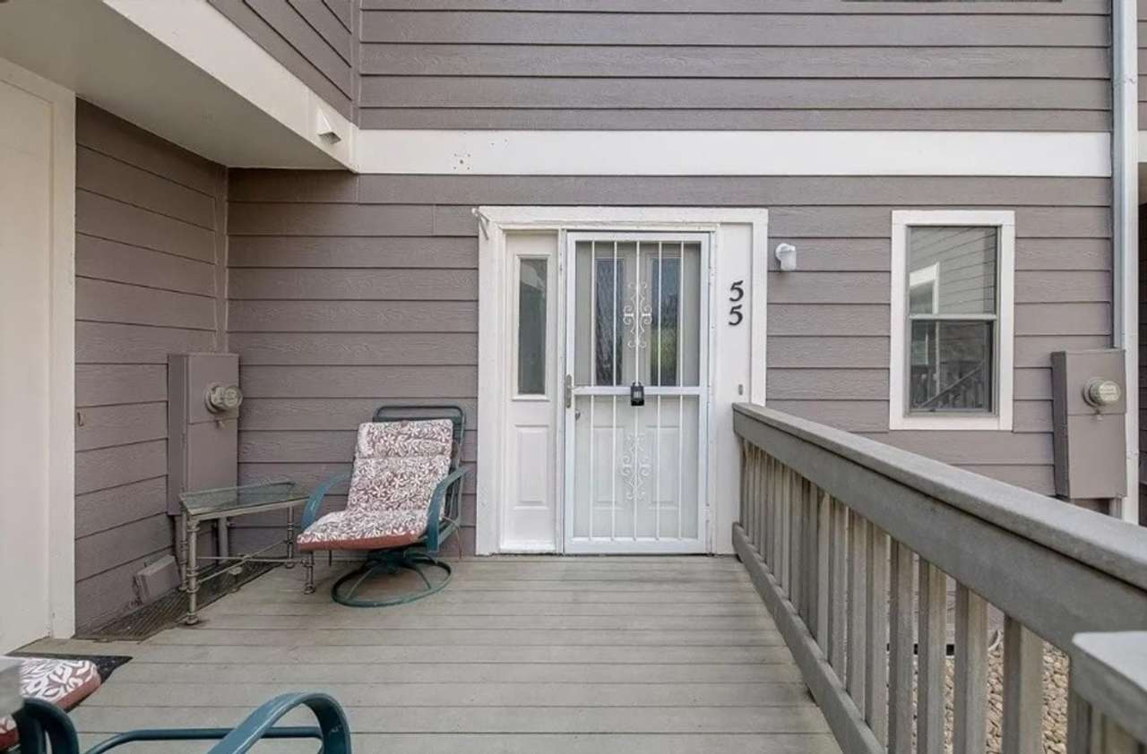 Spacious 3BR Townhouse in Arvada