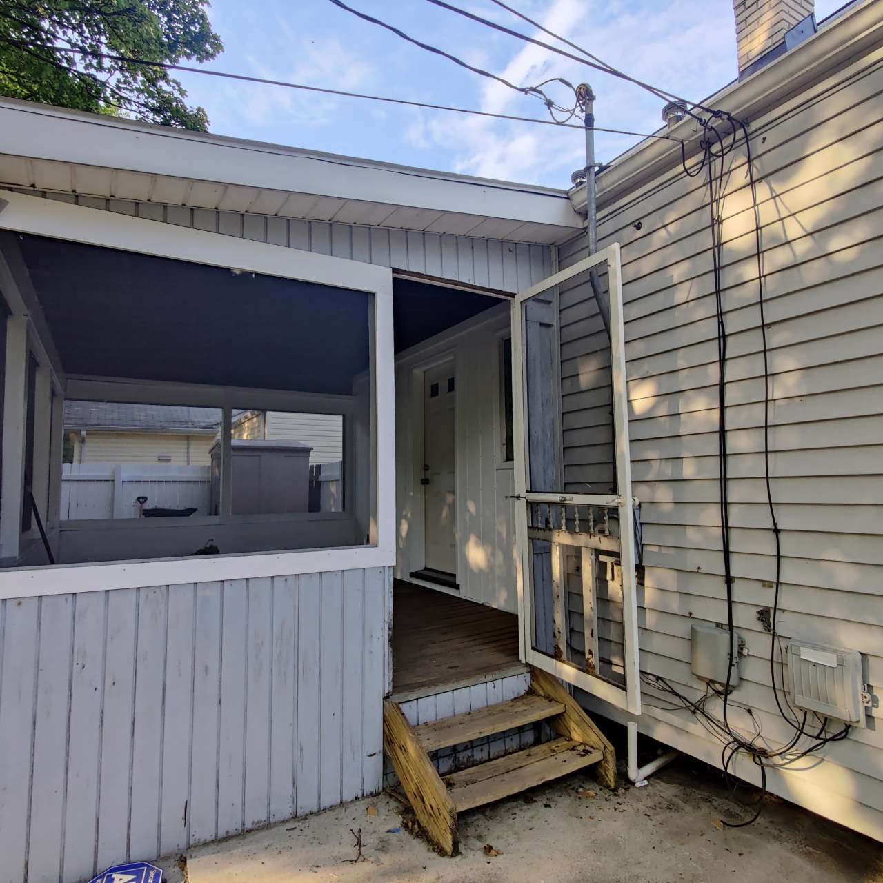 3403 Woodland Avenue