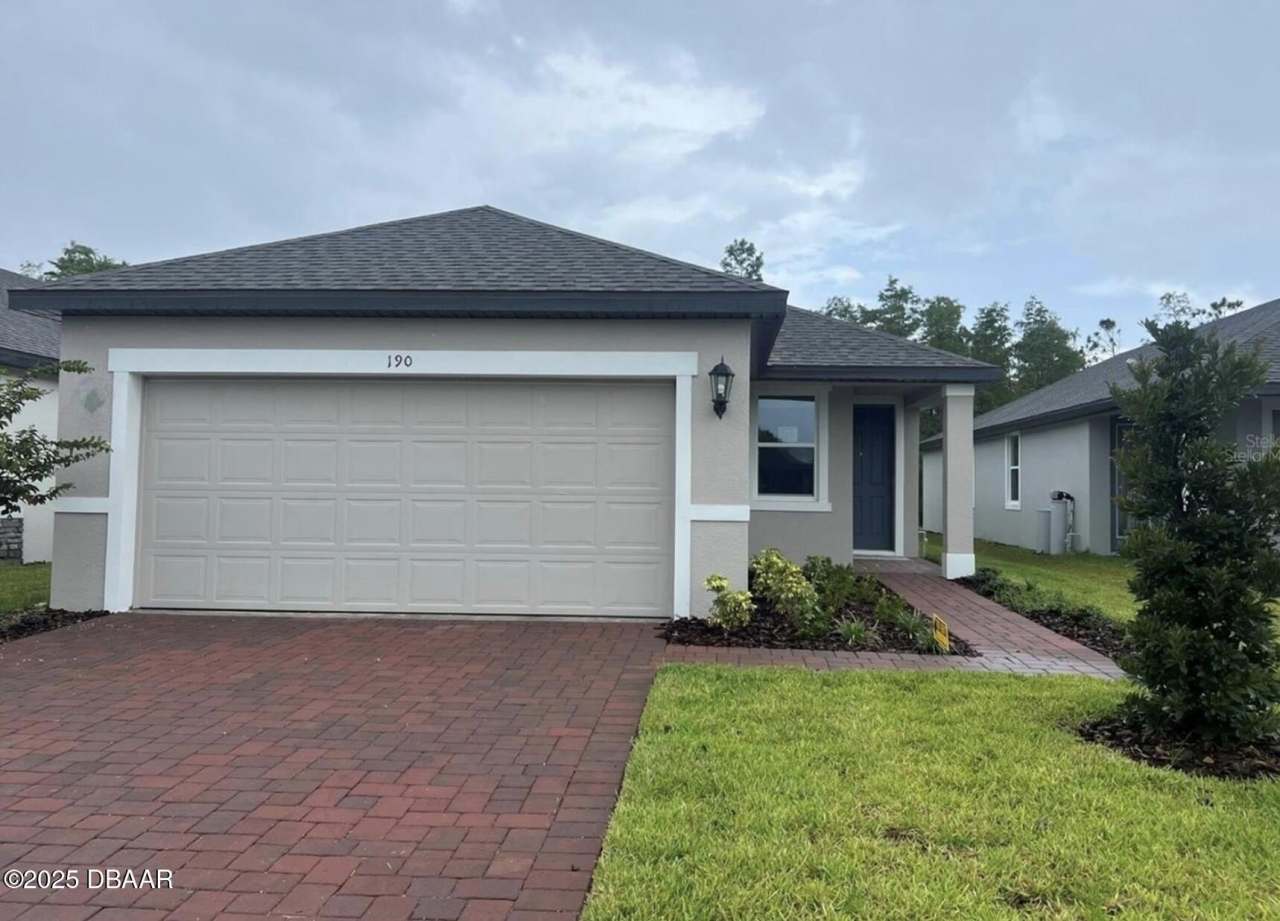 190 Links Terrace Boulevard