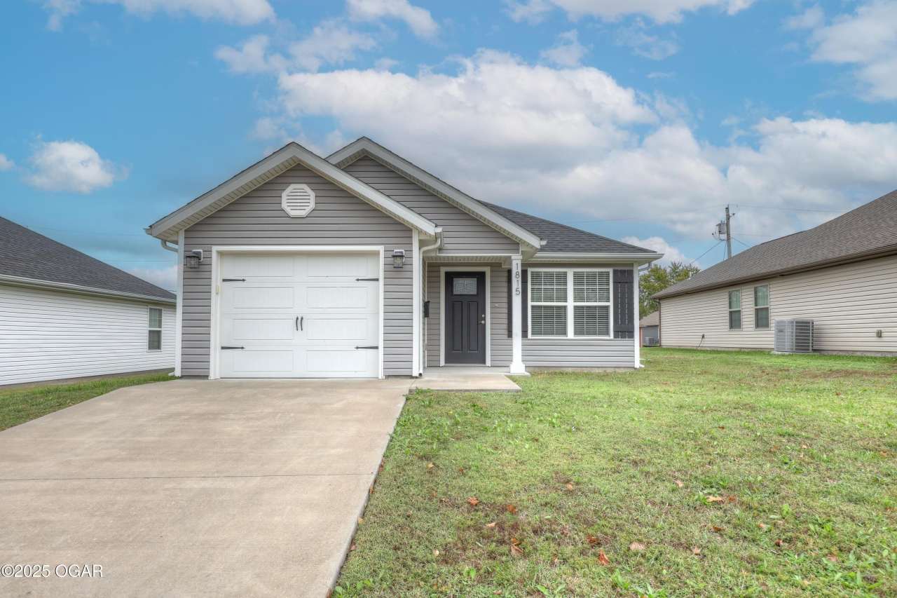 1815 S Pennsylvania Avenue