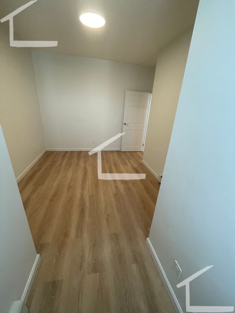 Charming 3 Bedroom-No Broker Fee