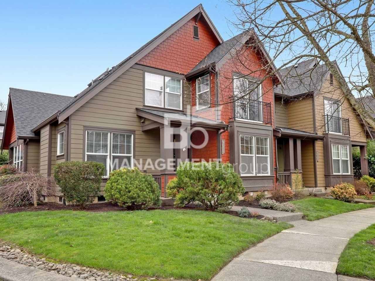 Stonewater at Orenco~ Minutes to Intel, Nike  HWY 26! Light  Bright!