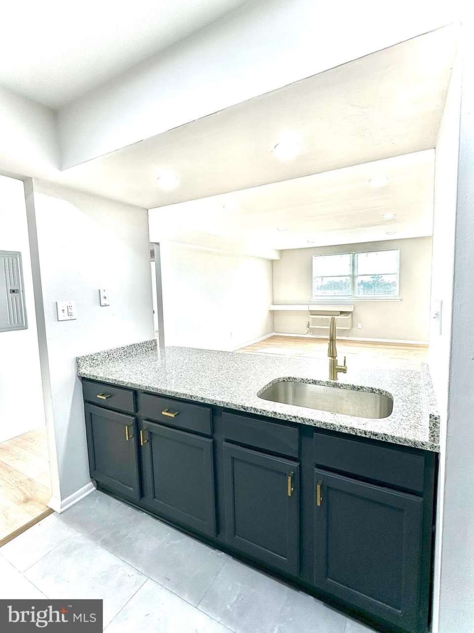 3408 RHAWN Street unit: D7